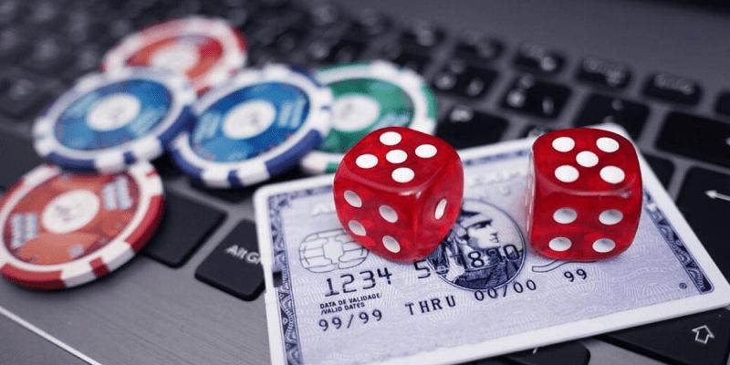 Nếu game có dấu hiệu bất thường thì người chơi nên dừng lại luôn